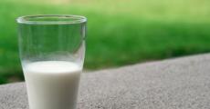 专家提示科学饮奶可改善乳糖不耐受