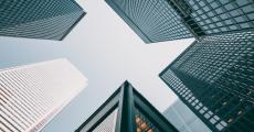 鹏华基金提示信息B溢价风险