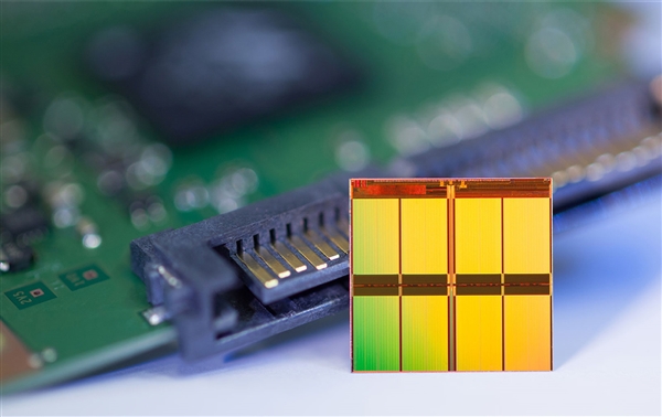 不止显卡 SSD也被矿工盯上：有人组16TB阵列挖矿