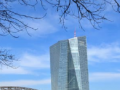 前6月全国商品房销售面积同比增长27.7%