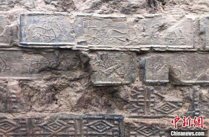 济南发掘29座古墓葬出土各式纹样汉砖多达10余种