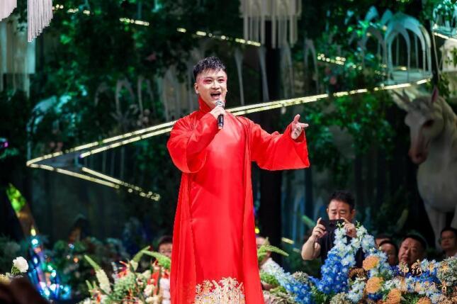 传承黄梅薪火,引领文化品质——记“新派黄梅戏表演艺术家”陈霈然 传承黄梅薪火,引领文化品质——记“新派黄梅戏表演艺术家”陈霈然