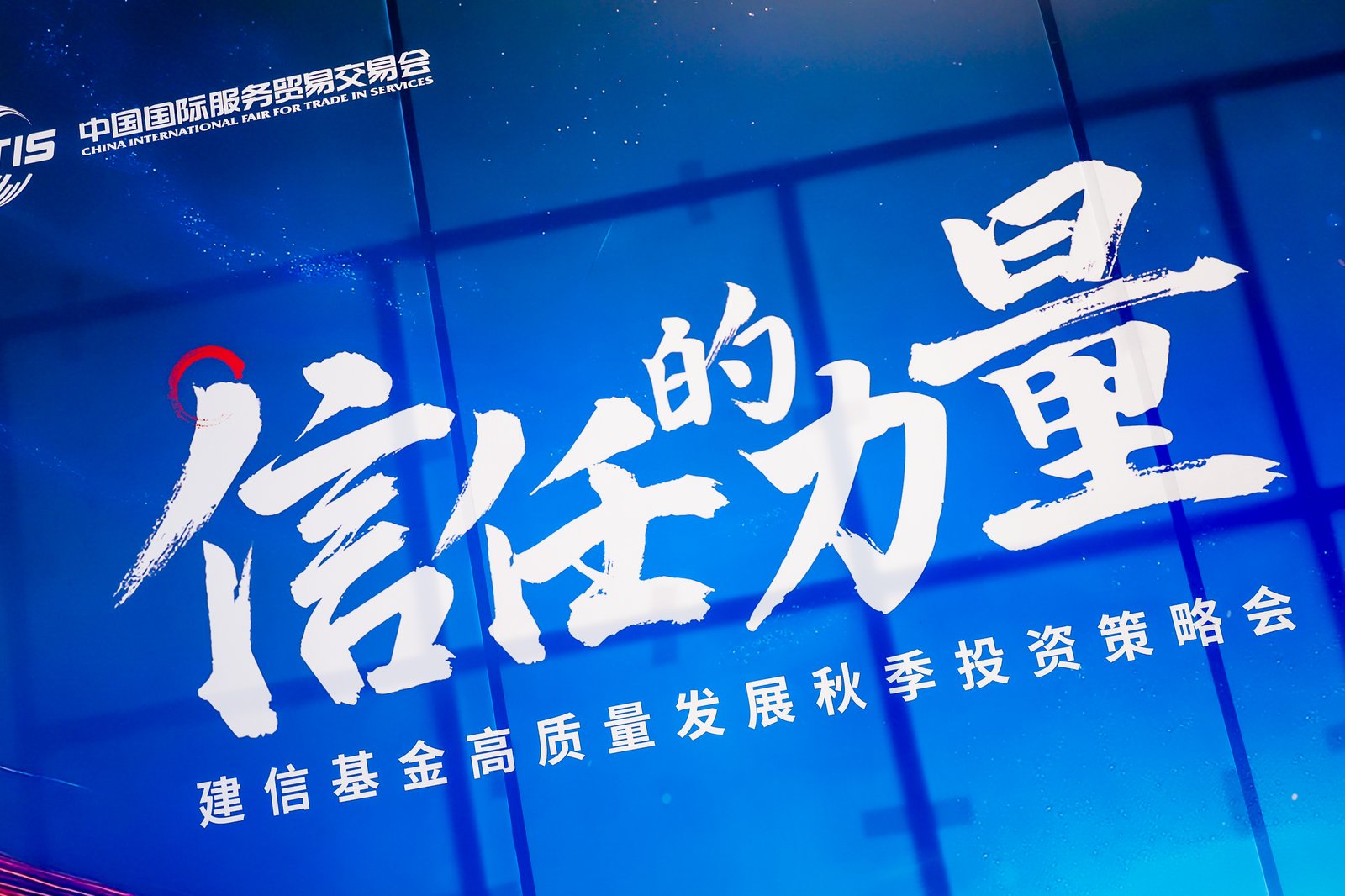 e9bf490ffd88facda0166d17bd6c975f.jpg